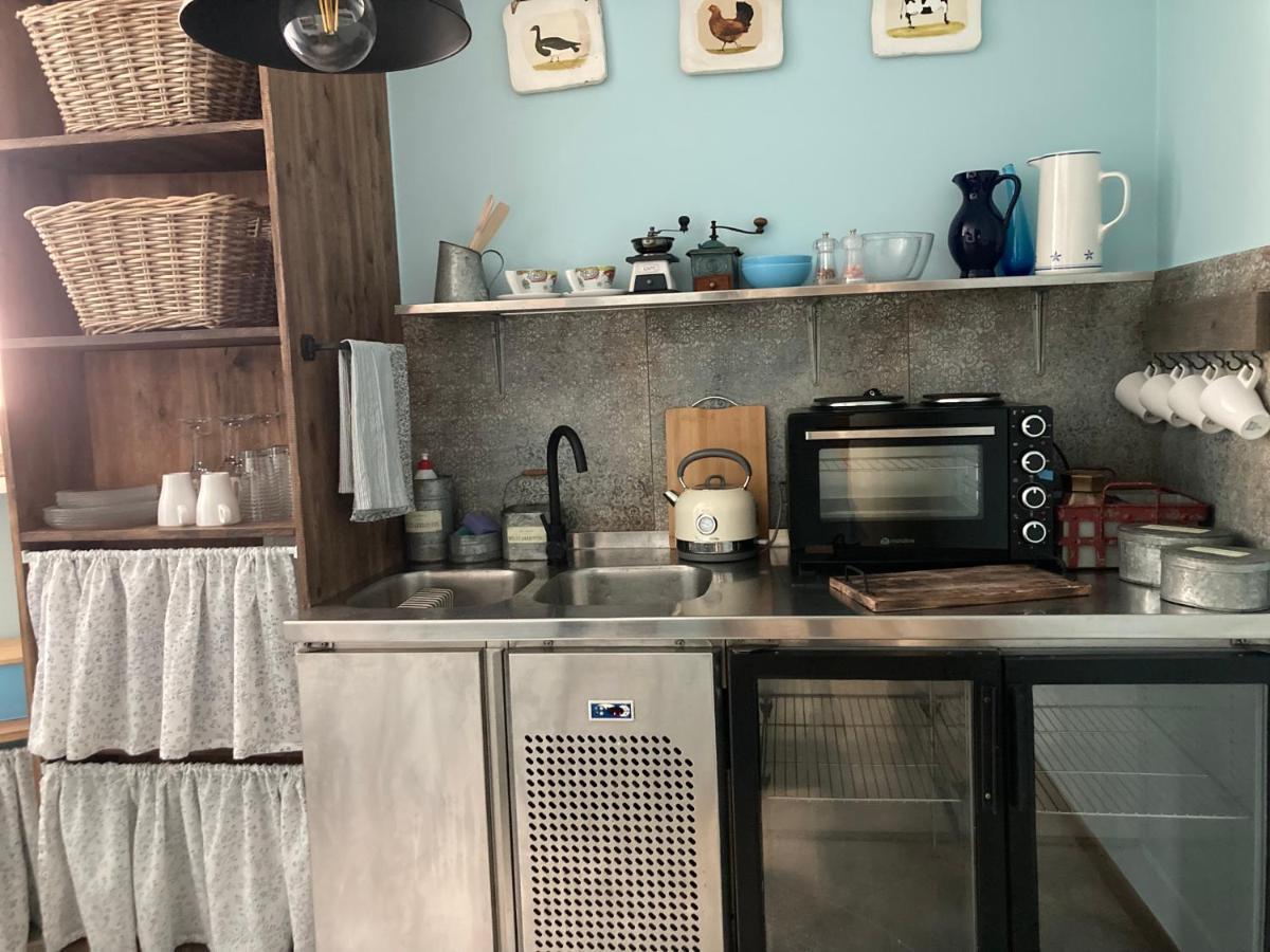 Apartment Sweet Country *